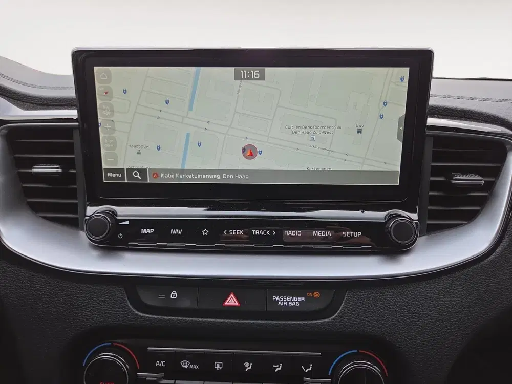 Kia Ceed 1.6i PHEV DynamicPlusLine Navi uit 2024, foto 19