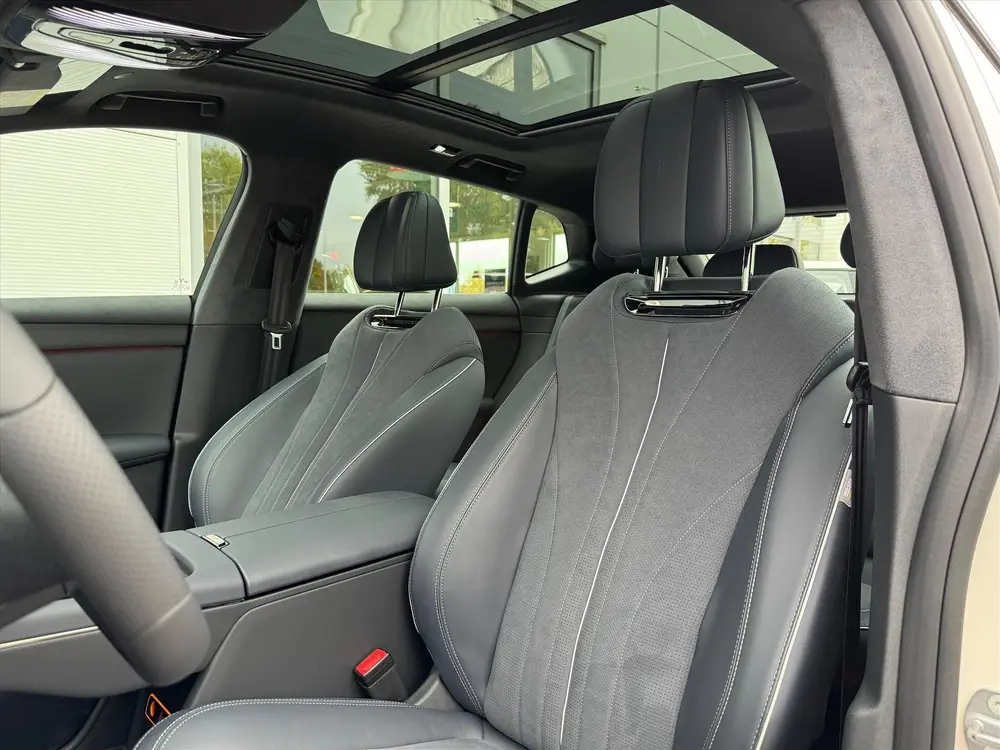 Voyah Courage BEV 80 kWh Performance Edition 4WD 435pk | 360 uit 2025, foto 14