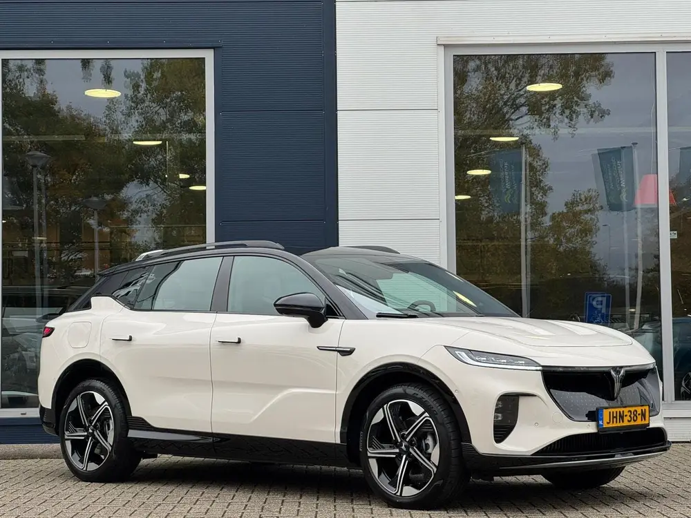 Voyah Courage BEV 80 kWh Performance Edition 4WD 435pk | 360 uit 2025, foto 2