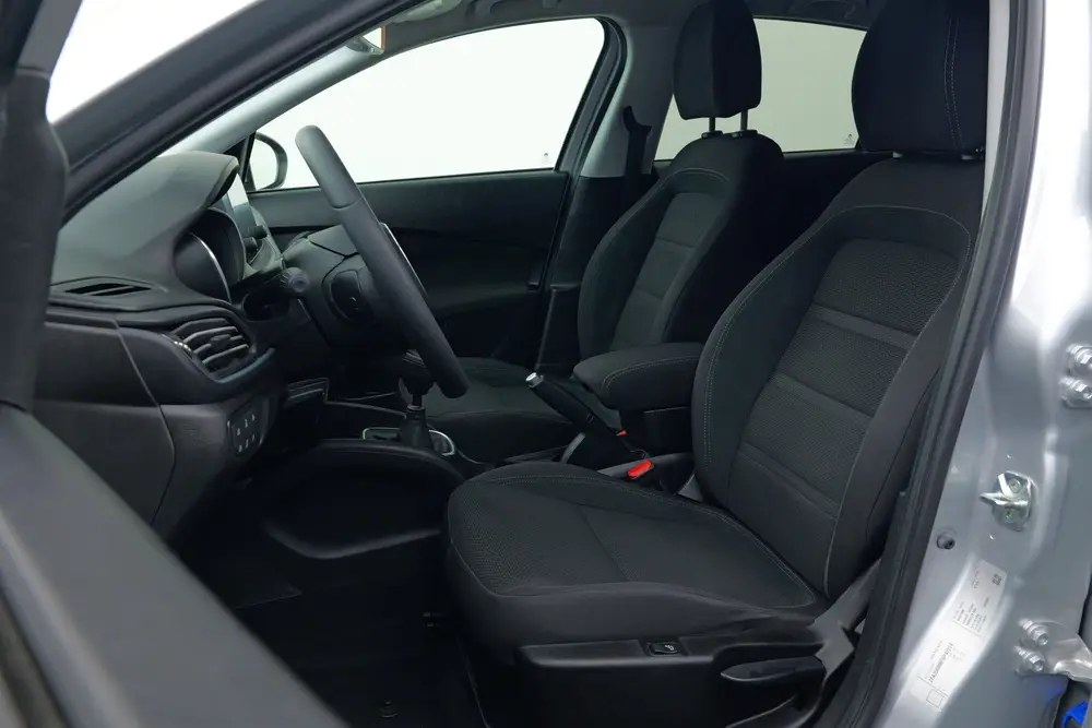 Fiat Tipo 1.4 Lounge | Camera | Navi | Clima (bj 2019) uit 2019, foto 3
