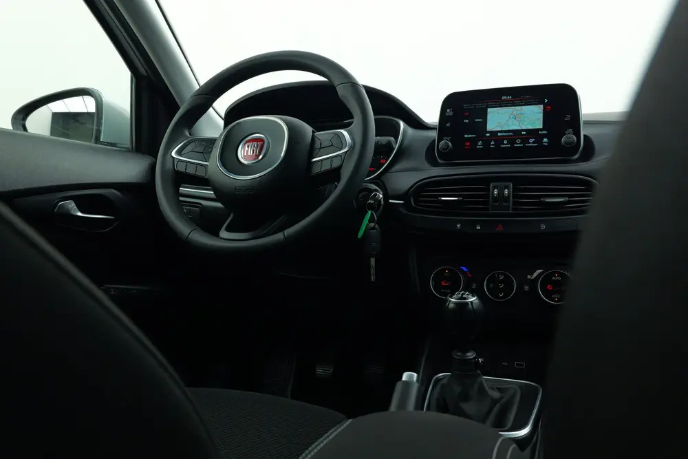 Fiat Tipo 1.4 Lounge | Camera | Navi | Clima (bj 2019) uit 2019, foto 4