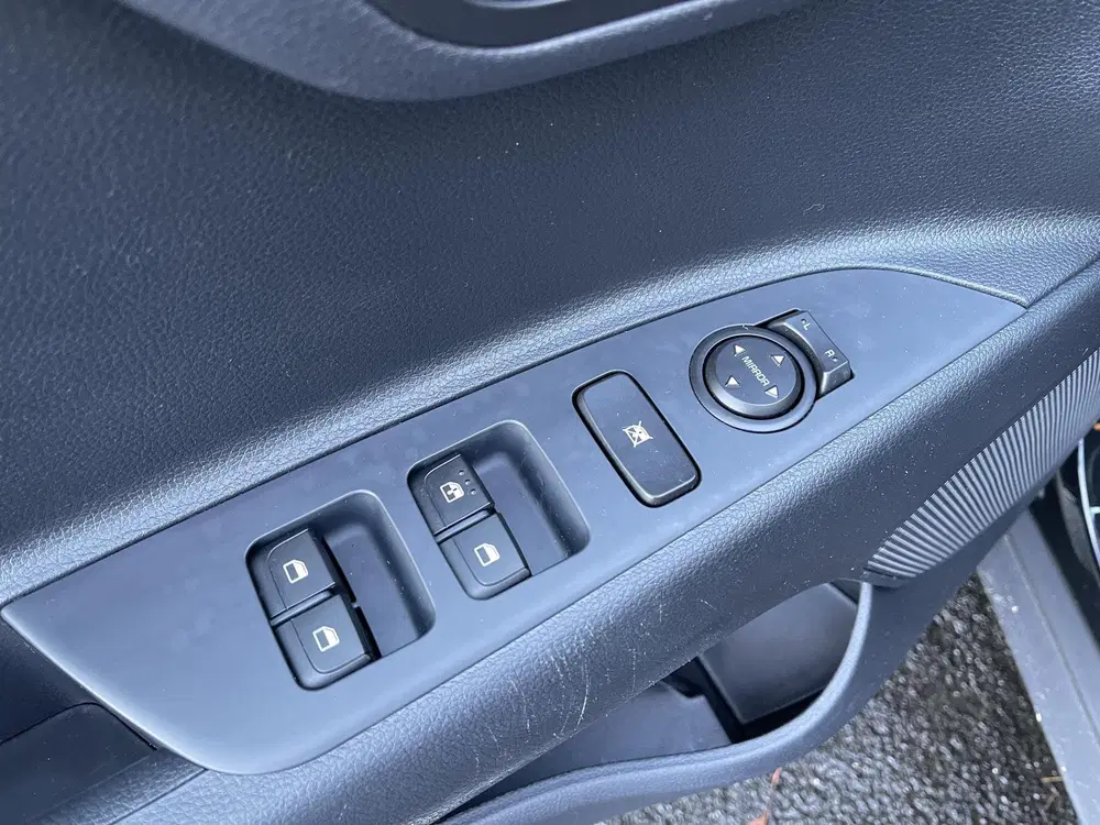 Kia Stonic 1.0 T-GDi MHEV DynamicLine Achteruitrijcam uit 2024, foto 12