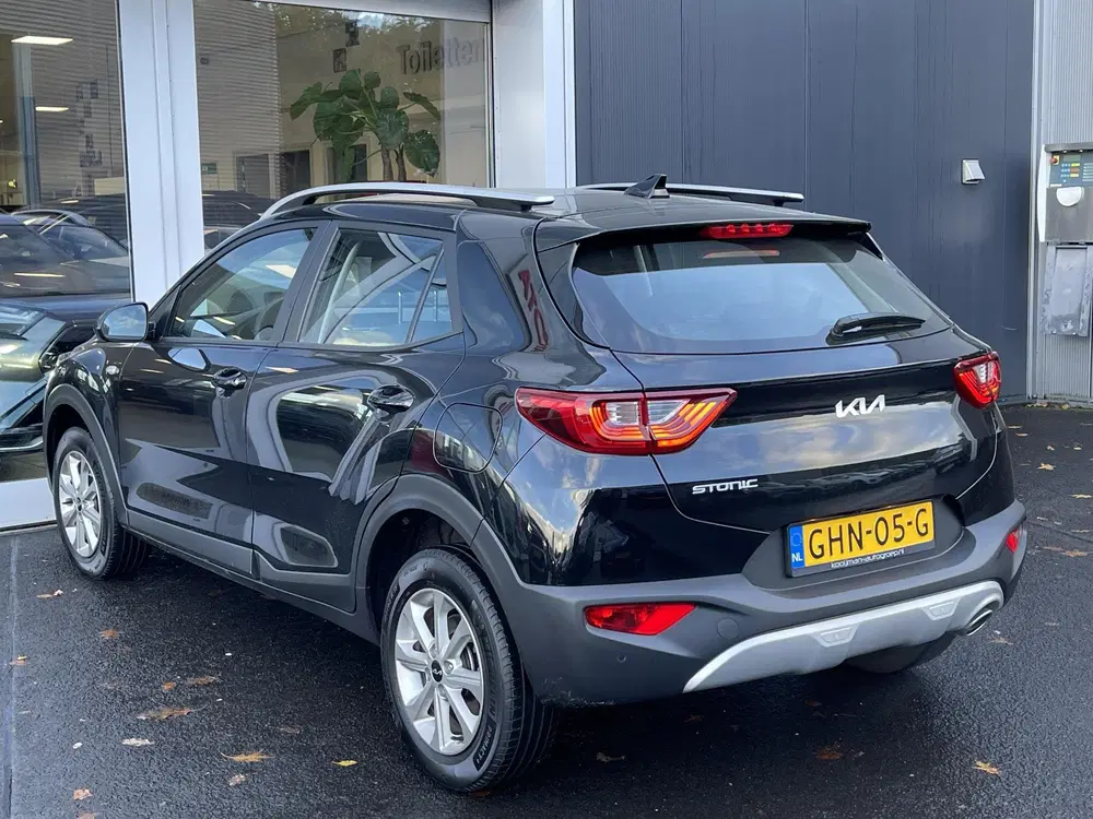 Kia Stonic 1.0 T-GDi MHEV DynamicLine Achteruitrijcam uit 2024, foto 5