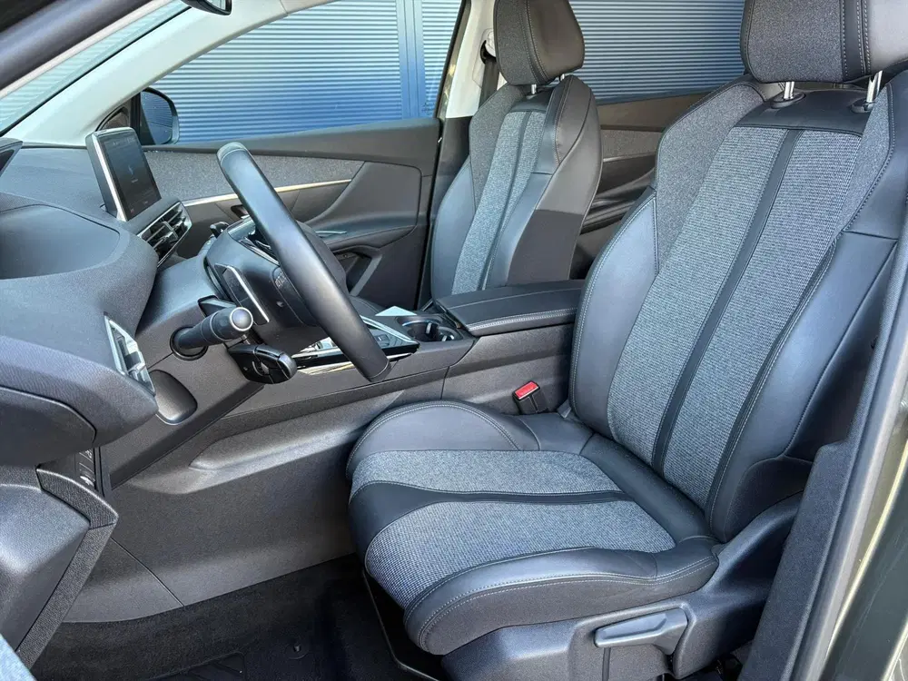 Peugeot 5008 1.2 PureTech 130pk S&amp;S EAT8 Allure uit 2021, foto 14