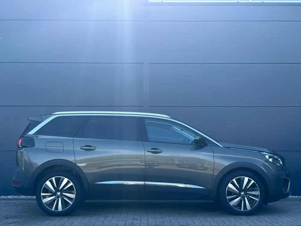 Peugeot 5008 1.2 PureTech 130pk S&amp;S EAT8 Allure uit 2021, foto 4