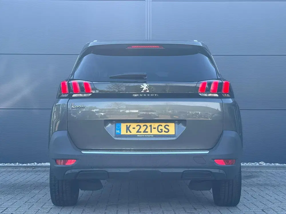 Peugeot 5008 1.2 PureTech 130pk S&amp;S EAT8 Allure uit 2021, foto 6