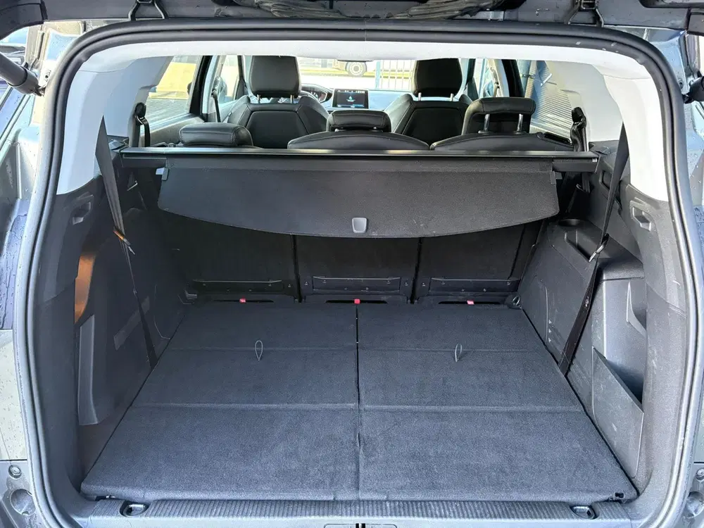 Peugeot 5008 1.2 PureTech 130pk S&amp;S EAT8 Allure uit 2021, foto 9