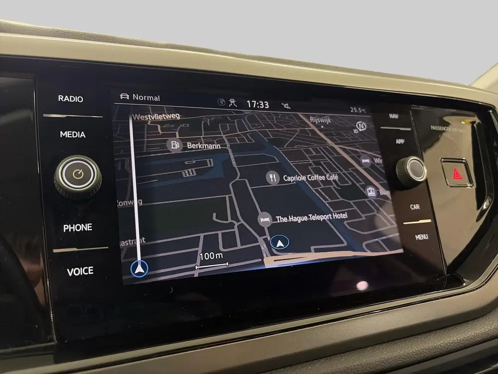 Volkswagen Polo 1.0 TSI Comfortline Business uit 2021, foto 19