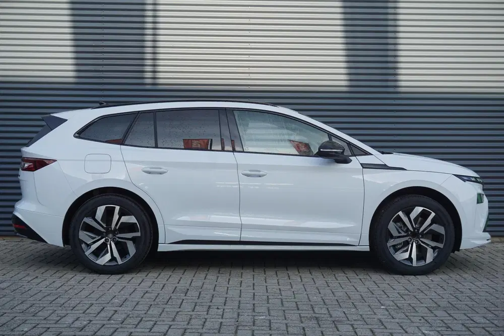 Skoda Enyaq 85 286pk Sportline uit 2026, foto 3
