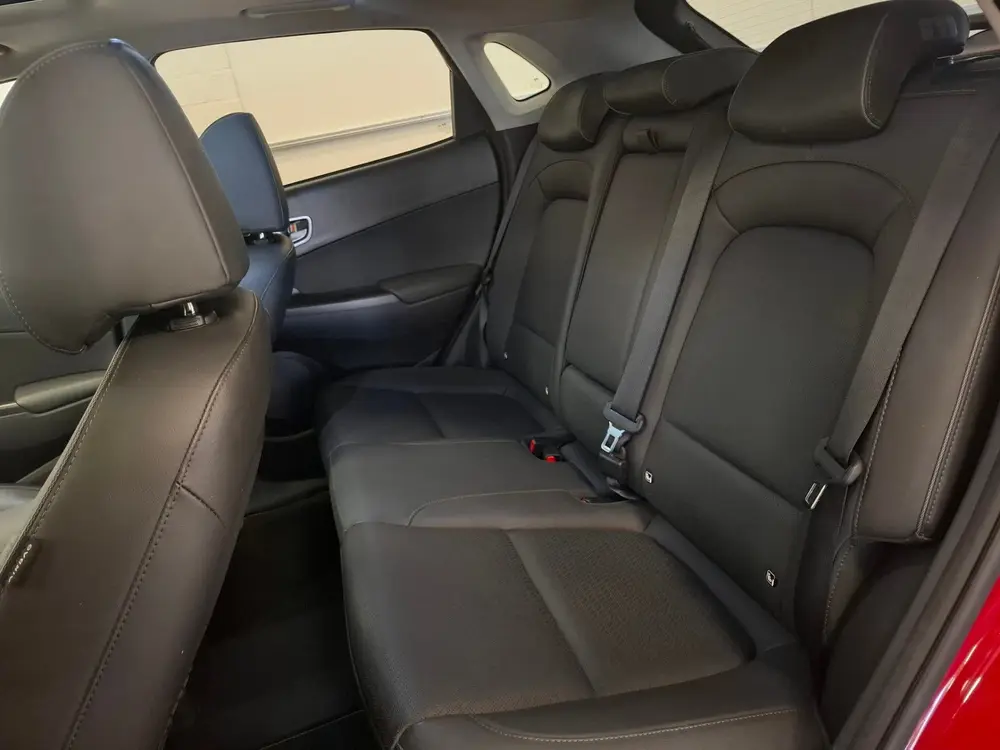 Hyundai Kona EV Premium 64 kWh Trekhaak 2e Eigenaar SOH uit 2019, foto 10