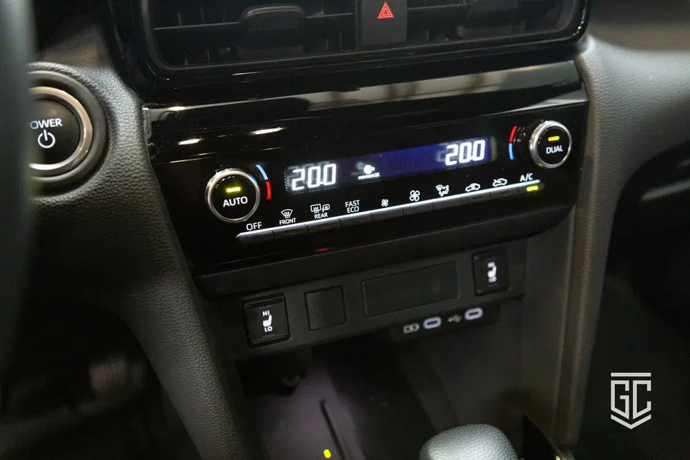 Toyota Yaris Cross 1.5 Hybrid 130 Launch Edition uit 2024, foto 14
