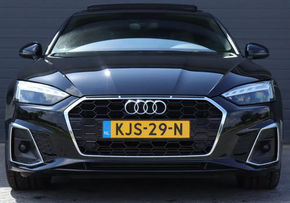 Audi A5 40 TFSI S edition uit 2021, foto 3
