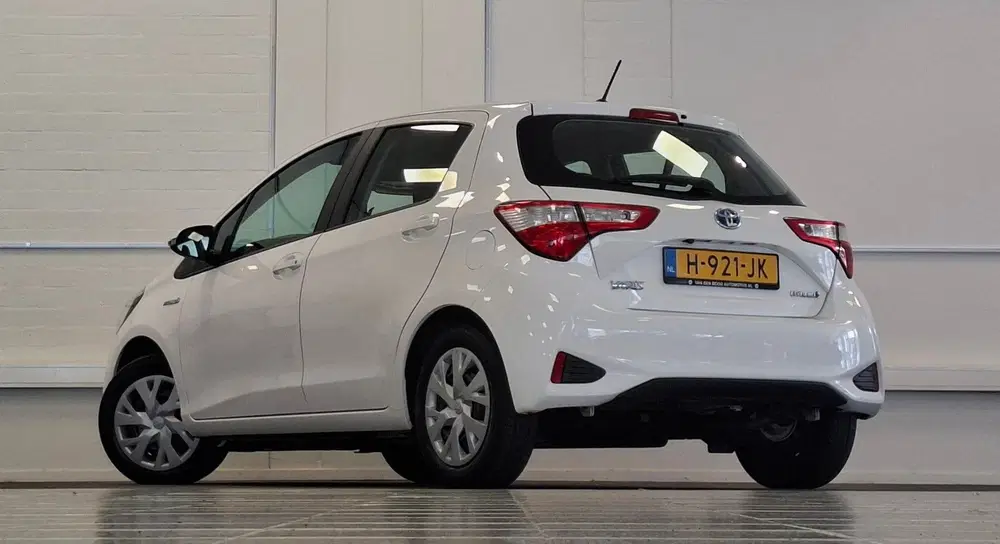 Toyota Yaris 1.5 Hybrid Active Navigatie 100% Onderhoud uit 2020, foto 6