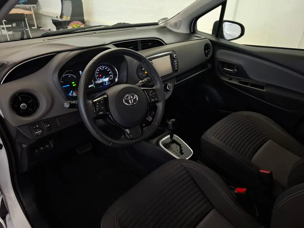 Toyota Yaris 1.5 Hybrid Active Navigatie 100% Onderhoud uit 2020, foto 8