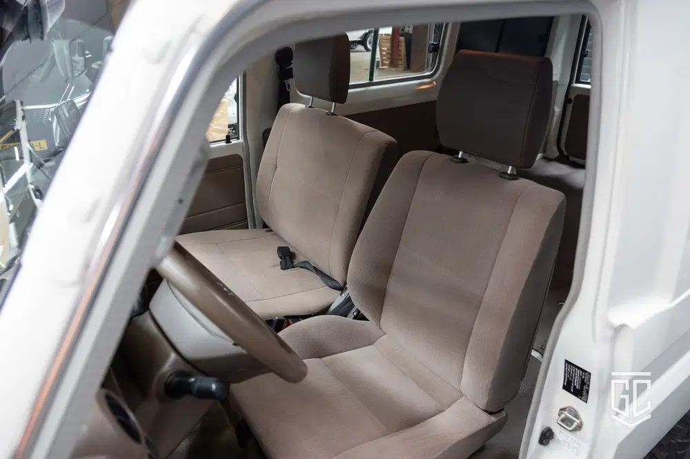 Toyota Land Cruiser VDJ78 uit 2022, foto 11