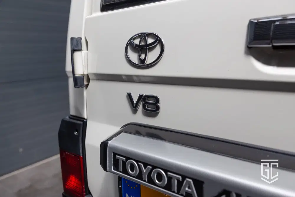 Toyota Land Cruiser VDJ78 uit 2022, foto 8