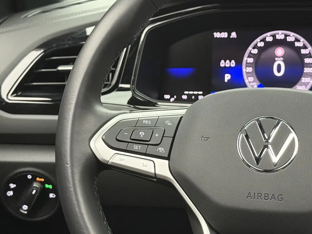Volkswagen T-Roc 1.5 TSI R-Line Edition uit 2024, foto 10