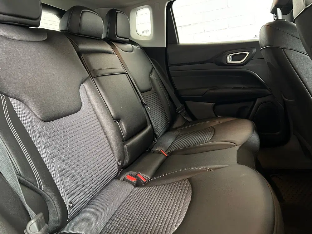 Jeep Compass 1.5T e-Hybrid. 360 camera uit 2024, foto 12