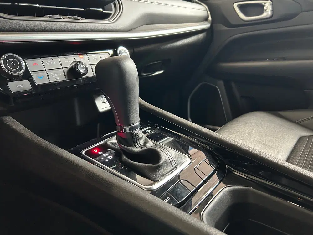 Jeep Compass 1.5T e-Hybrid. 360 camera uit 2024, foto 20
