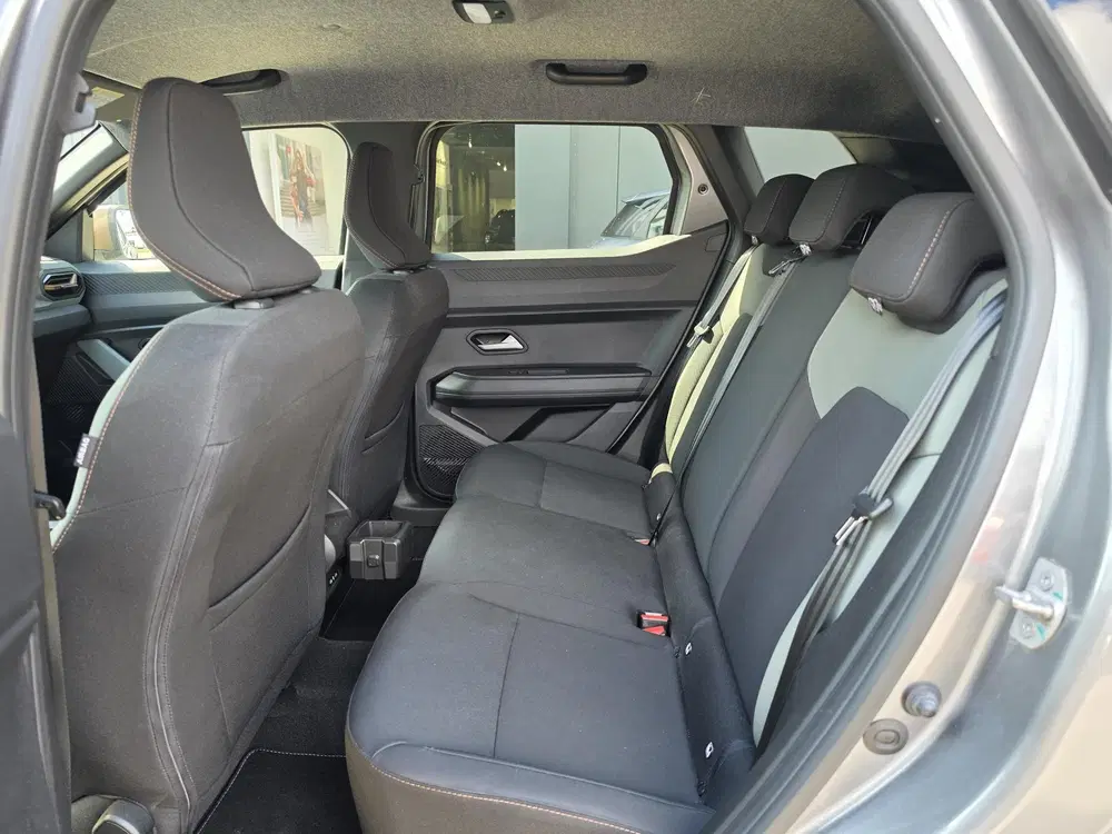 Dacia Duster 1.6 Hybrid 140 Extreme uit 2024, foto 8