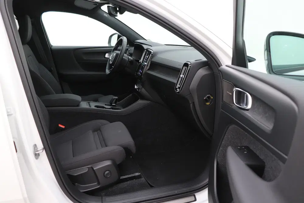 Volvo EX40 Single Motor Extended Range Plus 82 kWh uit 2026, foto 5