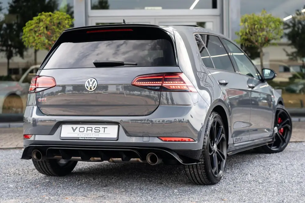 Volkswagen Golf 2.0 TSI GTI TCR Pano Dsg Akrapovic uit 2020, foto 6