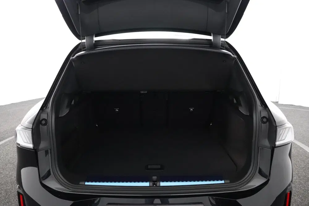 BMW iX3 40 eDrive 83 kWh M Sportpakket Pro uit 2026, foto 19