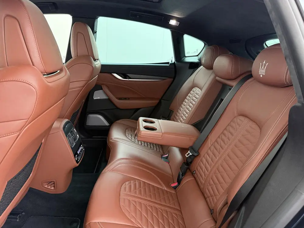 Maserati Levante 3.8 V8 Trofeo 589 K ! | Carbon | Panoramada uit 2020, foto 20