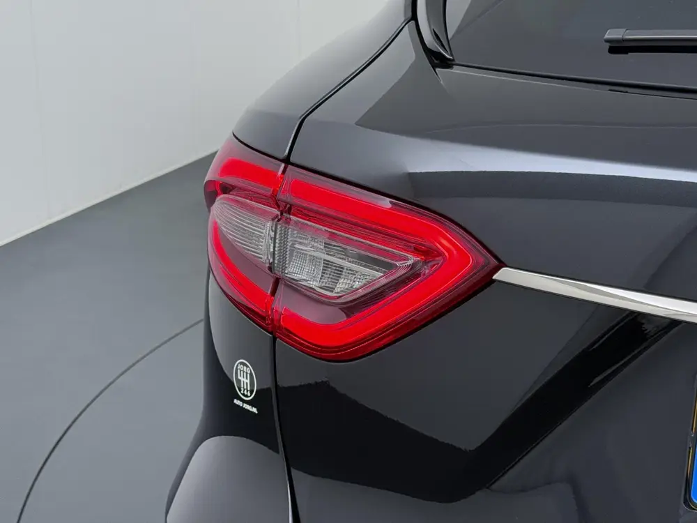 Maserati Levante 3.8 V8 Trofeo 589 K ! | Carbon | Panoramada uit 2020, foto 9