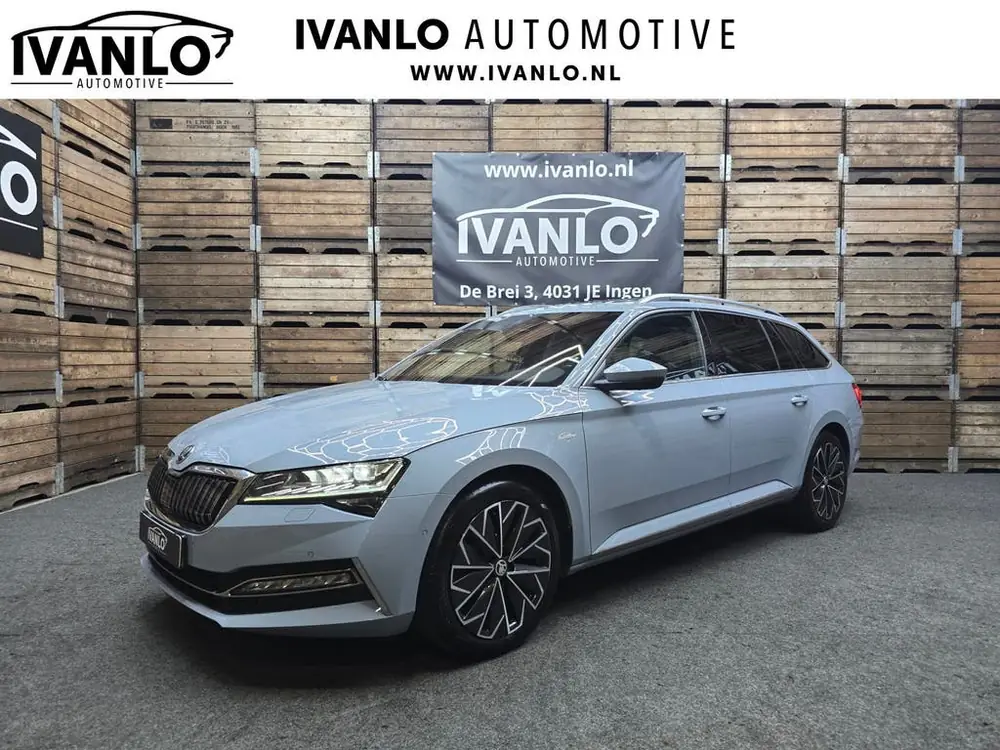 Skoda Superb Combi 1.4 TSI iV Sportline Business PHEV L&K Pa uit 2022