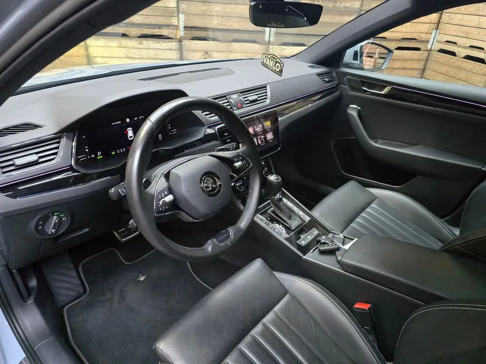 Skoda Superb Combi 1.4 TSI iV Sportline Business PHEV L&K Pa uit 2022, foto 3
