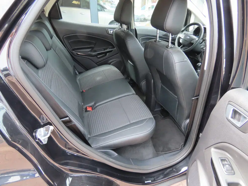 Ford EcoSport 1.0 EcoBoost Titanium Trekhaak Winterpakke uit 2021, foto 10