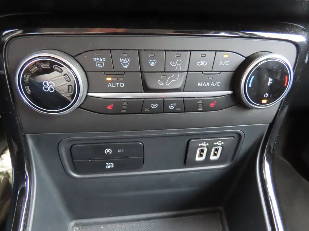 Ford EcoSport 1.0 EcoBoost Titanium Trekhaak Winterpakke uit 2021, foto 14