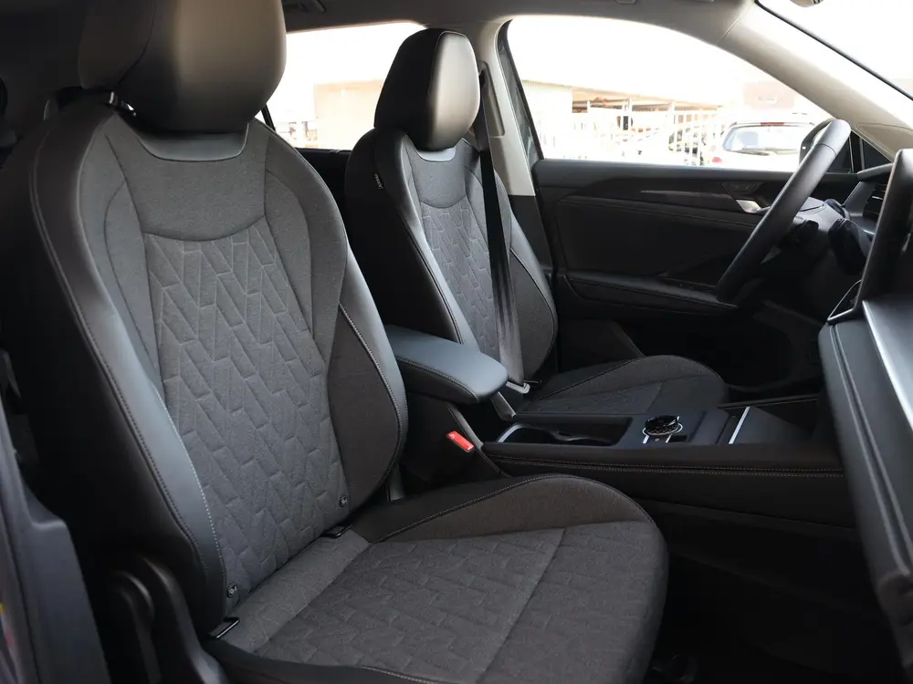 Volkswagen Tayron 1.5 eHybrid Life Edition 204PK DSG | Led P uit 2026, foto 8