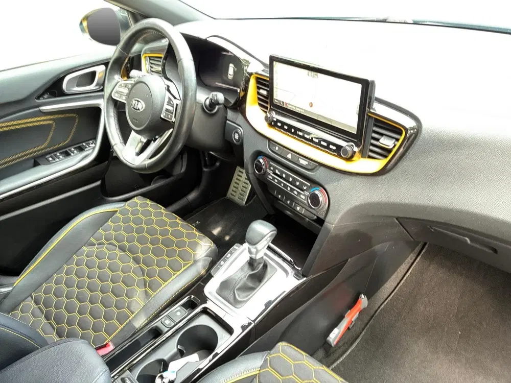 Kia XCeed 1.4 T-GDi DynamicPlusLine uit 2020, foto 3