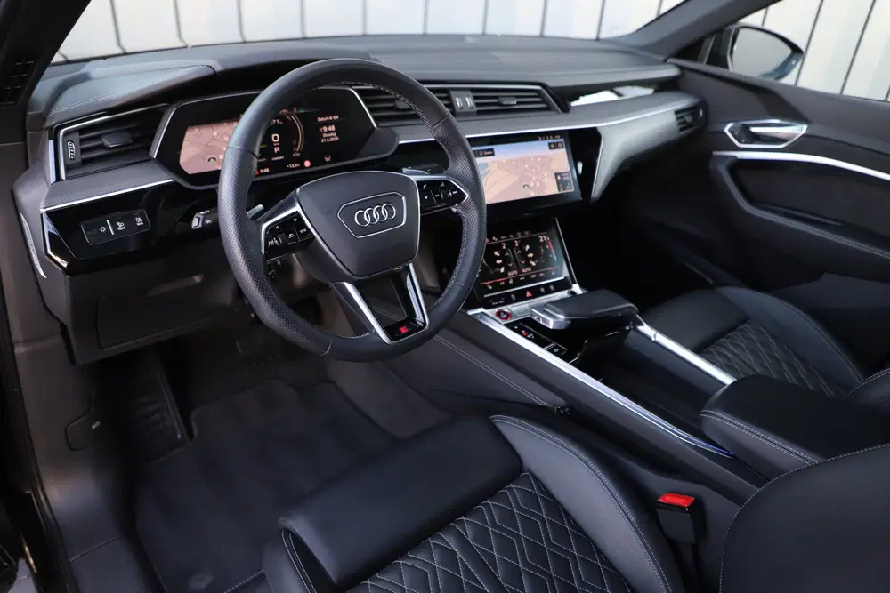 Audi e-tron S quattro 95 kWh uit 2021, foto 10
