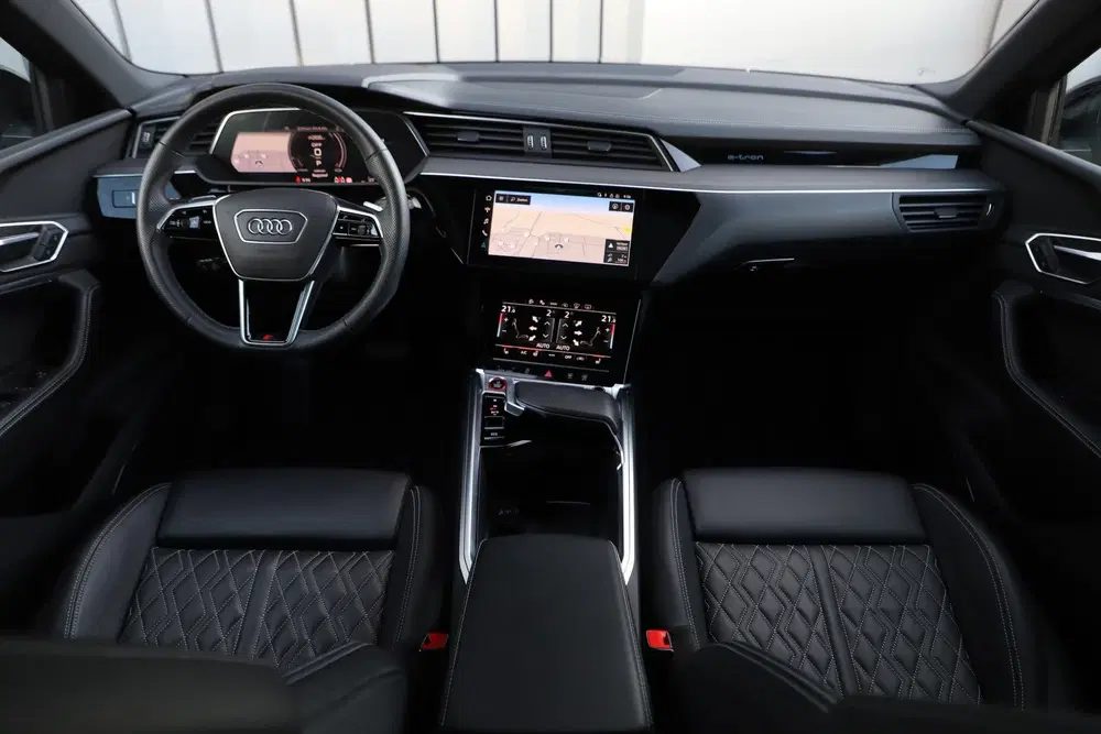 Audi e-tron S quattro 95 kWh uit 2021, foto 4