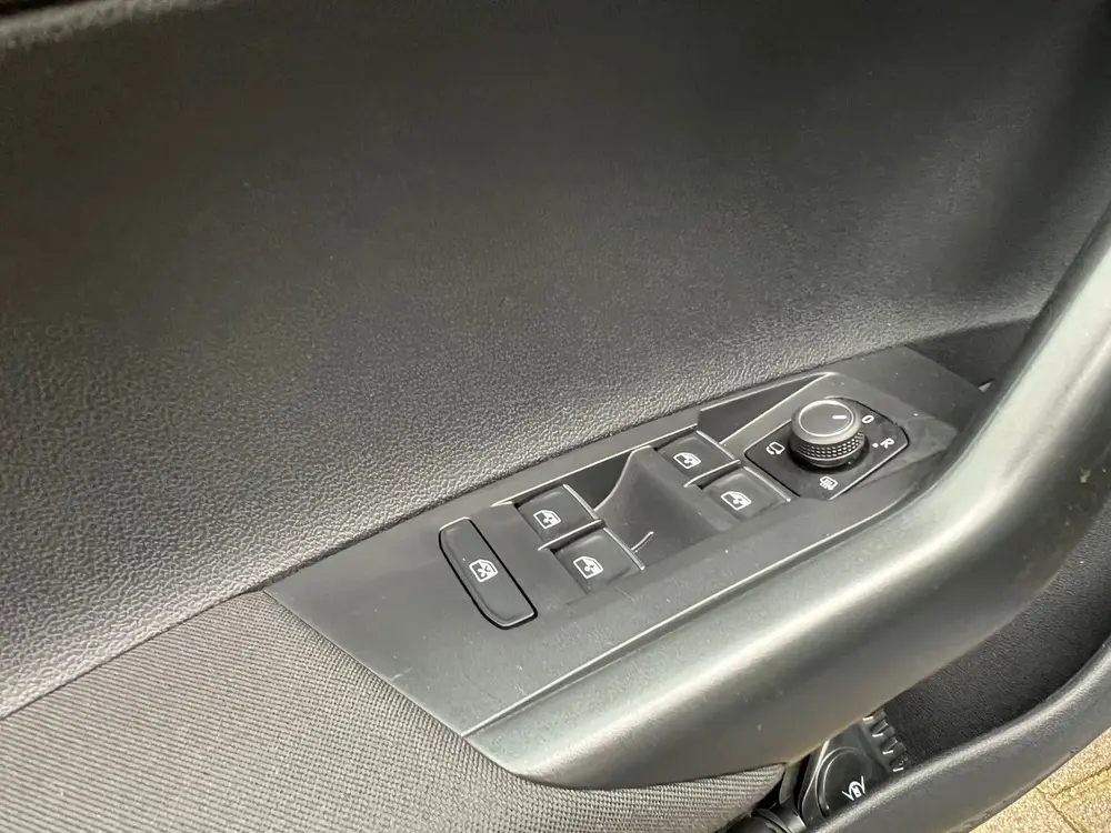 Volkswagen Taigo 1.0 TSI Life Business *Carplay*Garantie* uit 2024, foto 9