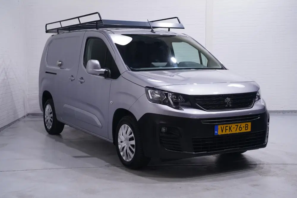Peugeot Partner 1.5 BlueHDI 130 pk L2 Premium Navi uit 2020, foto 2
