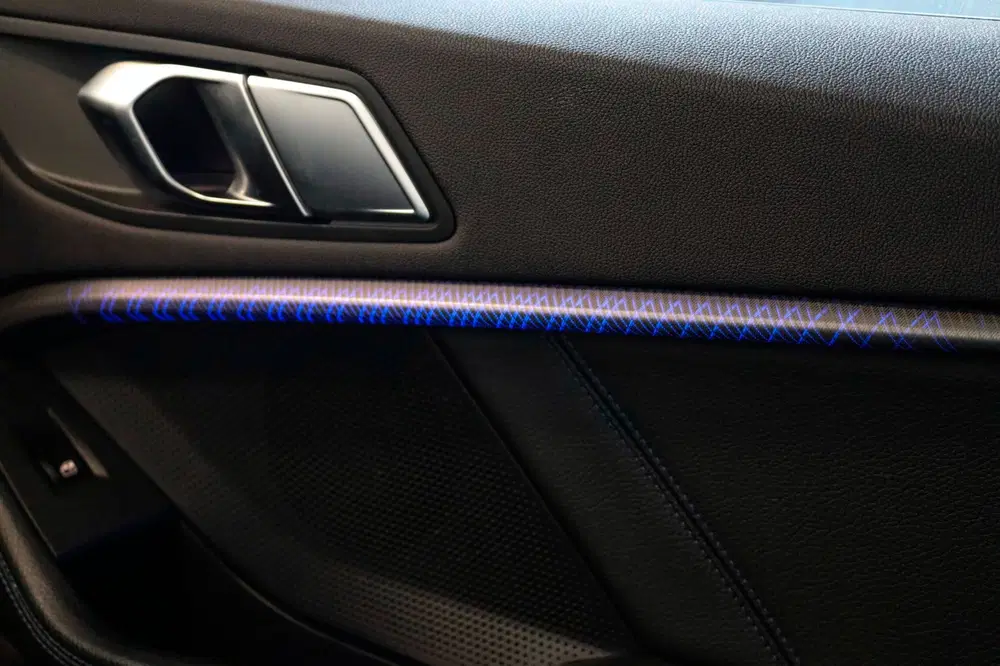 BMW 1-serie 118i M-Pakket BTW XENON SFEER VIRTUAL KEYL uit 2021, foto 4
