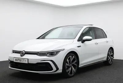 Volkswagen Golf VIII Lim. R-Line 1.5 eTSI DSG Pano l Camera uit 2021