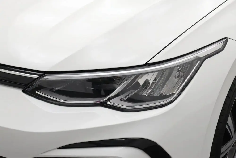 Volkswagen Golf VIII Lim. R-Line 1.5 eTSI DSG Pano l Camera uit 2021, foto 9