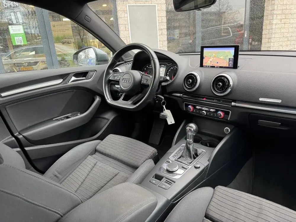 Audi A3 Limousine 1.0 TFSI Limousine Automaat Led NAP uit 2019, foto 2