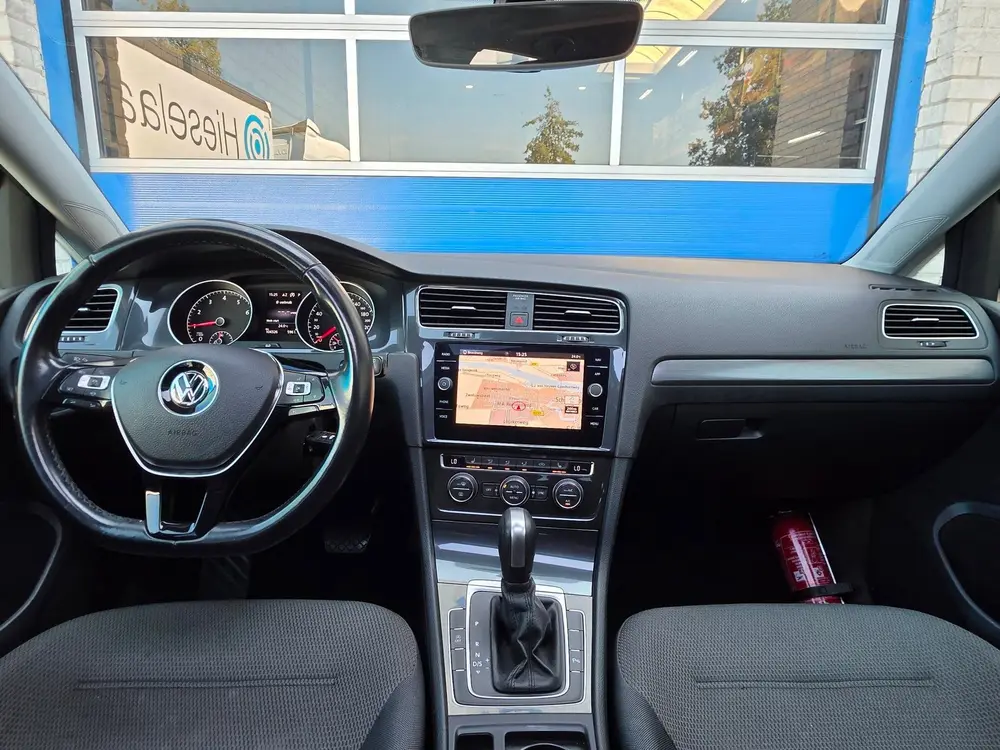 Volkswagen Golf 1.5 TSI Highline Business R AUTOMAAT/NAP/AIR uit 2019, foto 13