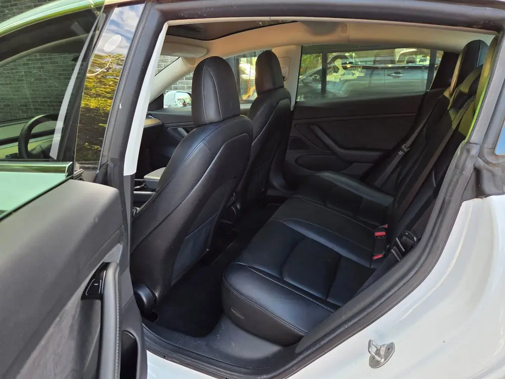 Tesla Model 3 Long Range AWD 75 kWh | Autopilot uit 2019, foto 5