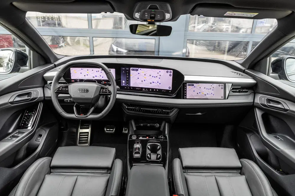 Audi Q6 e-tron 252pk S Edition 83 kWh uit 2026, foto 5