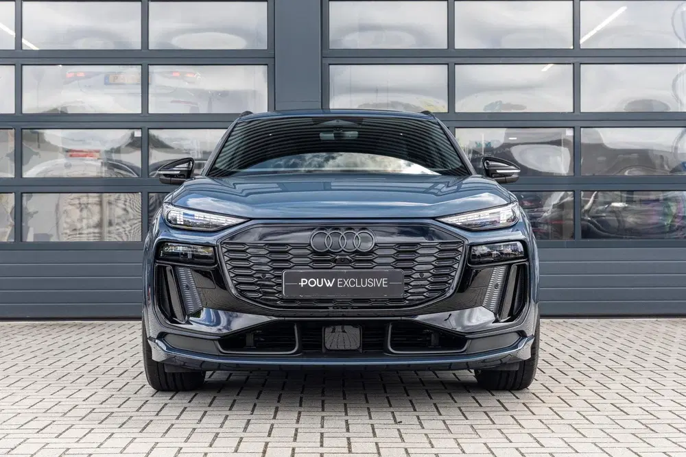 Audi Q6 e-tron 252pk S Edition 83 kWh uit 2026, foto 6