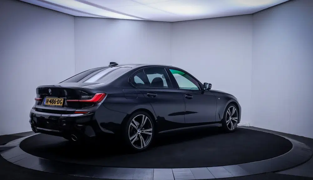 BMW 3-serie 320iA M-SPORT ORIGINEEL NL uit 2020, foto 5