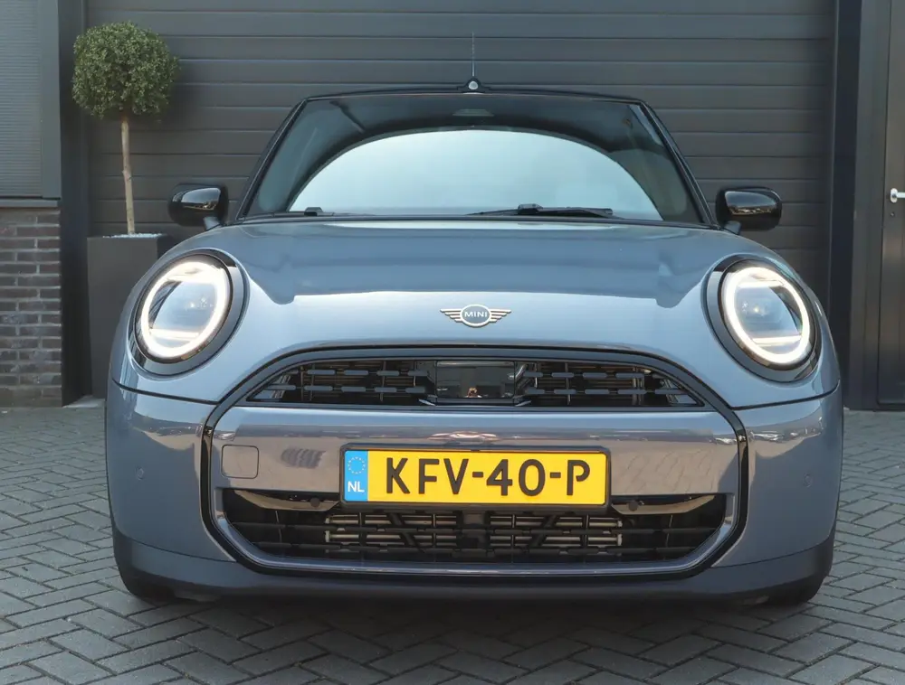 Mini Cabrio 2.0 Cooper C Classic M uit 2025, foto 5