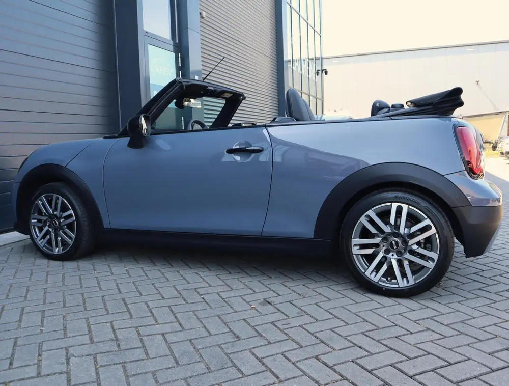 Mini Cabrio 2.0 Cooper C Classic M uit 2025, foto 8